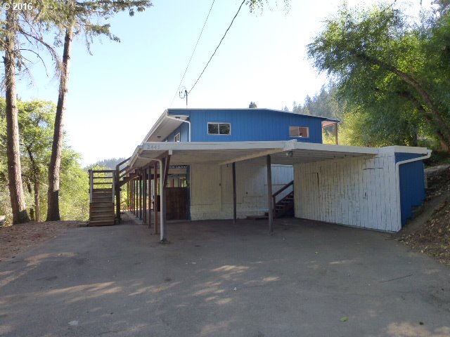 2445 Floral Hill Dr, Eugene, OR 97403 photo 1