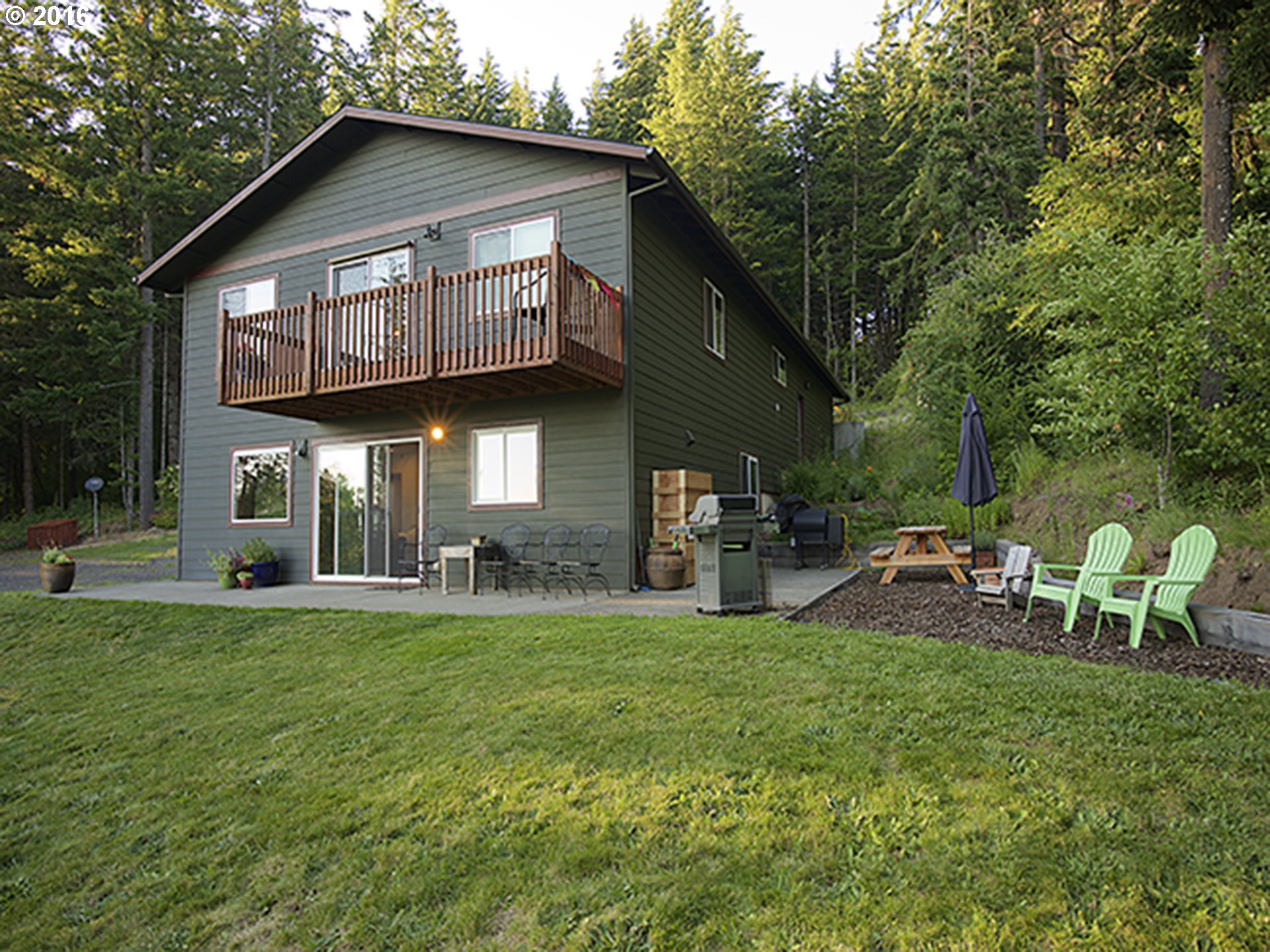 1111 Berge Rd, Stevenson, WA 98648