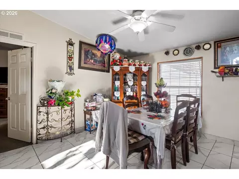 Dining - 786 Hoffman Rd, Salem, OR 97301 photo 2 of 3