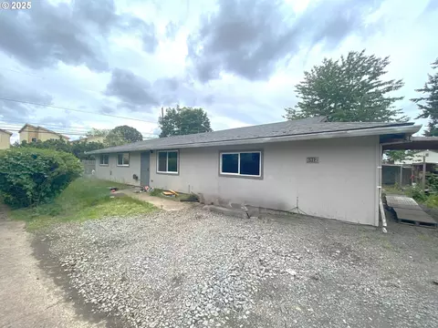 6817 SE Lamphier St, Milwaukie, OR 97222