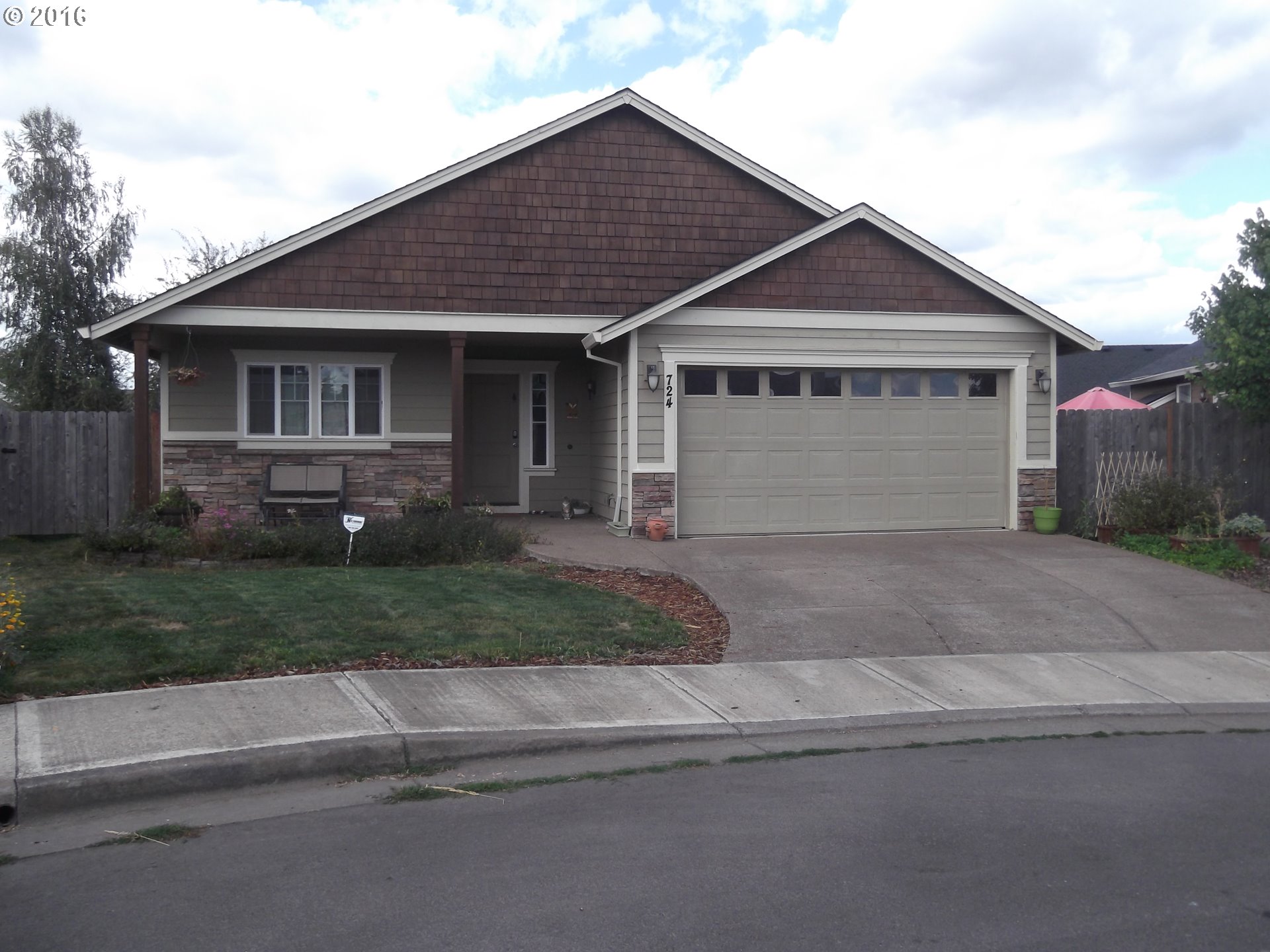 724 Trinity Ct, Molalla, OR 97038 photo 1