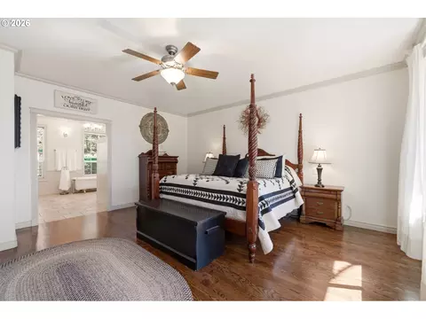 Bedroom - 2910 SE 282nd Ct, Camas, WA 98607 photo 3 of 6