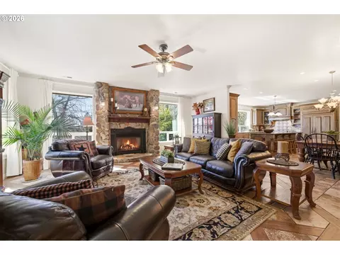 Living - 2910 SE 282nd Ct, Camas, WA 98607 photo 2 of 5