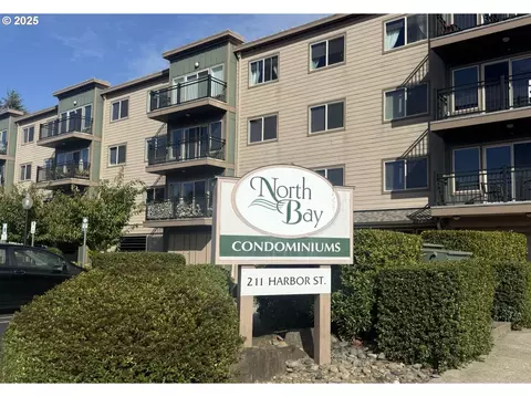 211 Harbor St #22, Florence, OR 97439