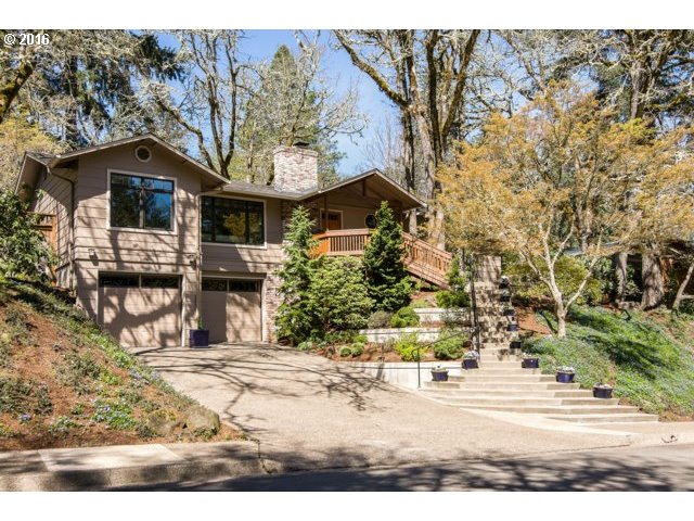 755 Foothill Dr, Eugene, OR 97405 photo 1
