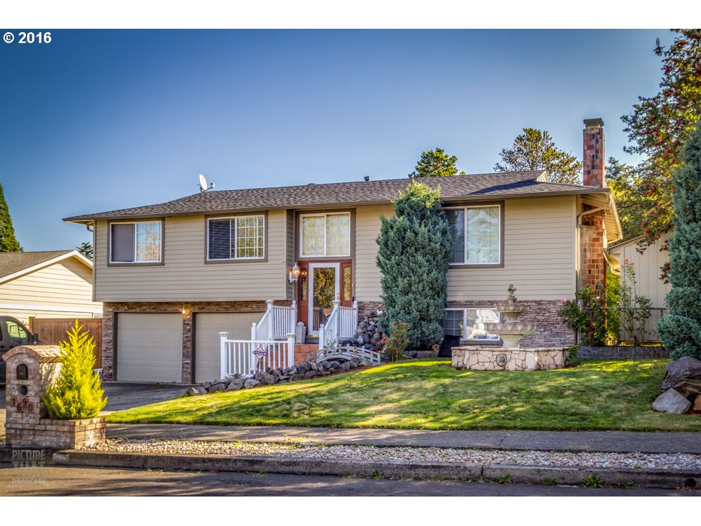 1690 SW Lillyben Ave, Gresham, OR 97080 photo 1