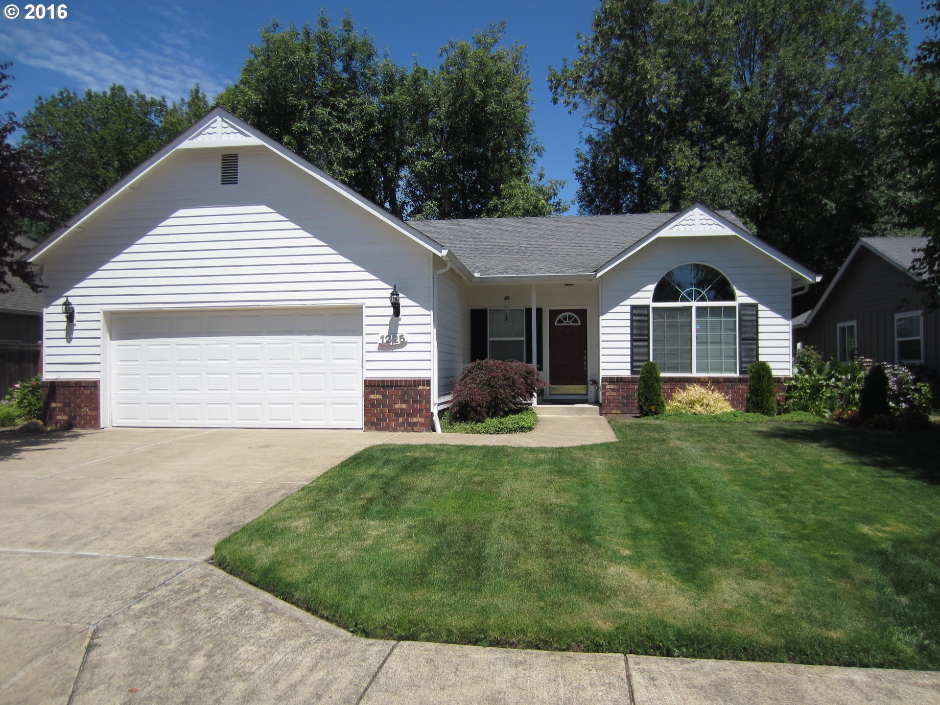 1225 Alderbrook Ln, Eugene, OR 97404 photo 1