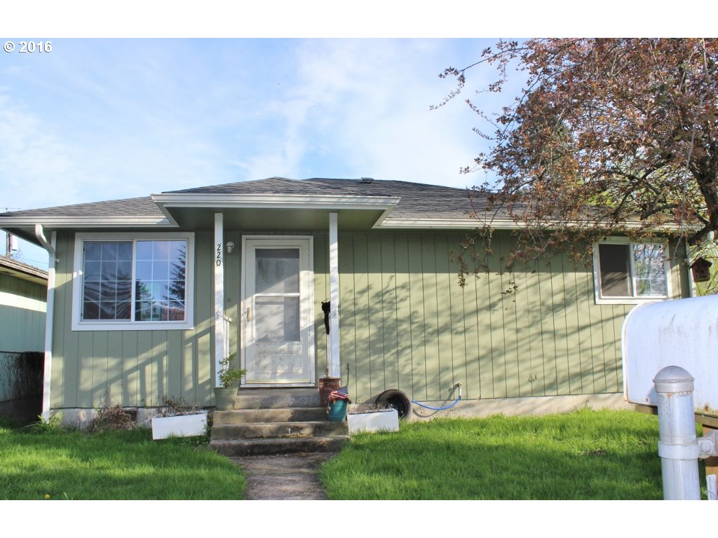 220 28th Ave, Longview, WA 98632 photo 1