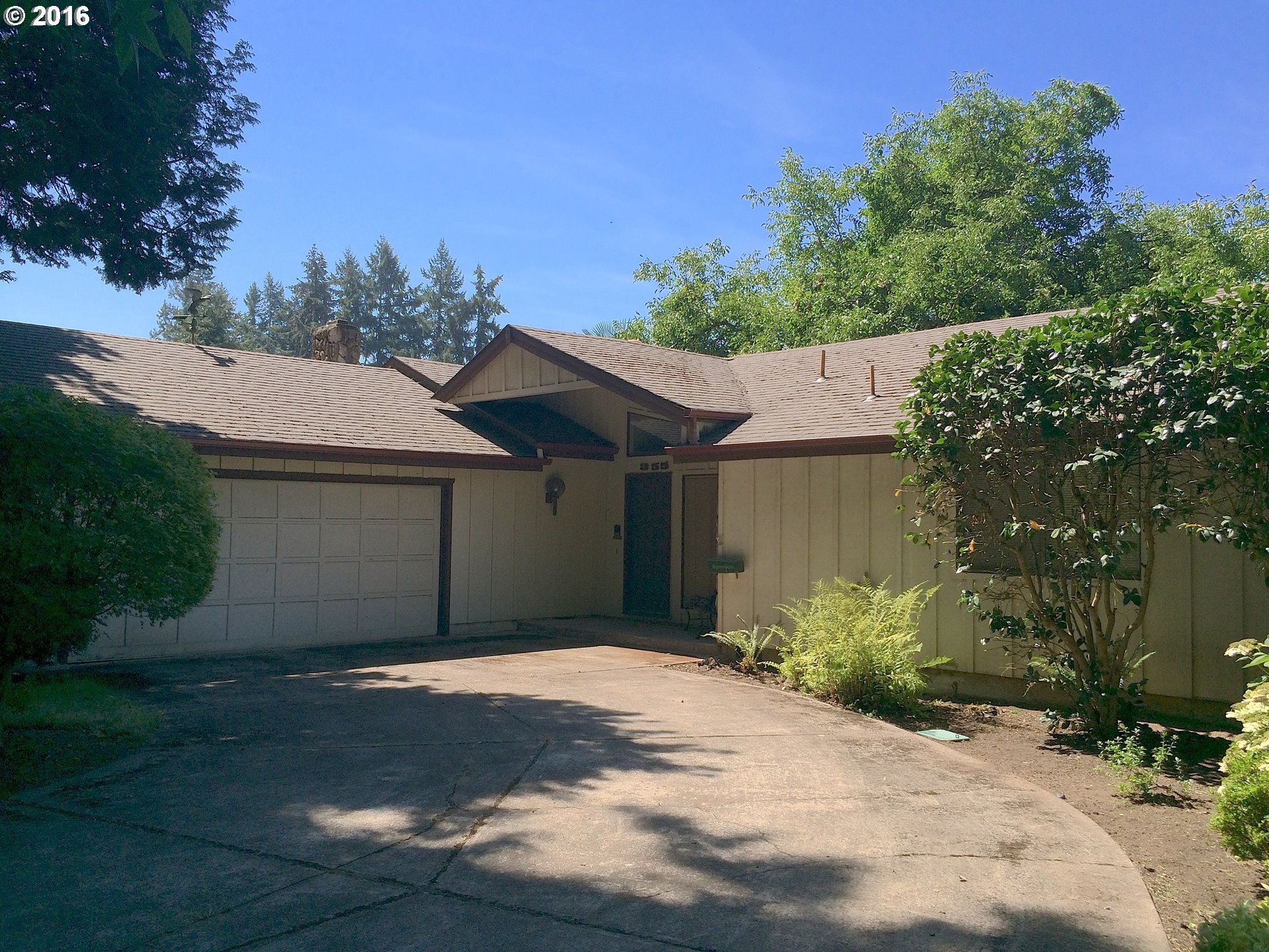 355 Silver Meadows Dr, Eugene, OR 97404 photo 1
