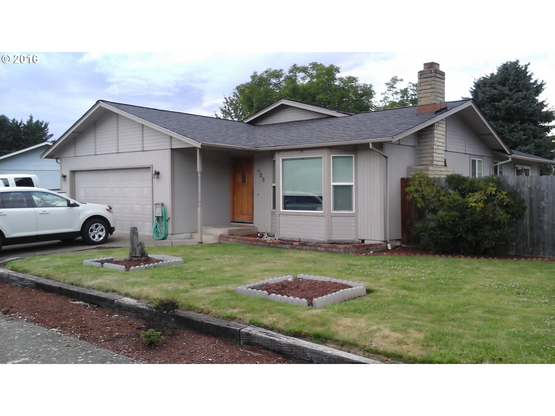 455 Laksonen Loop, Springfield, OR 97478 photo 1