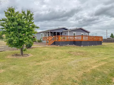 251 Reston Rd, Roseburg, OR 97471