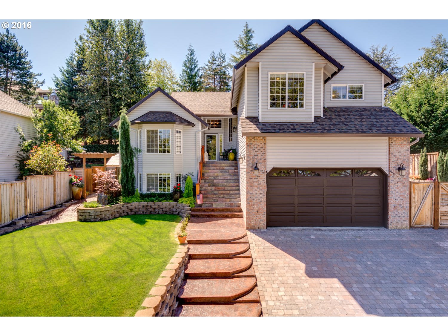 1910 SW Willow Pkwy, Gresham, OR 97080 photo 1
