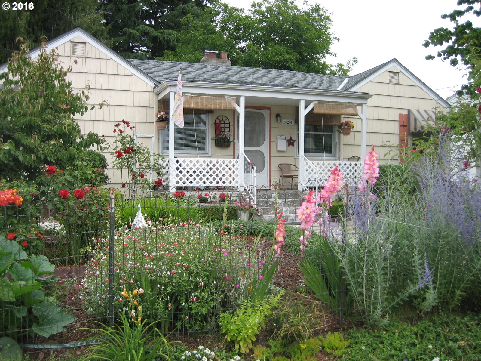 124 SElliott Ave, Gresham, OR 97080 photo 1