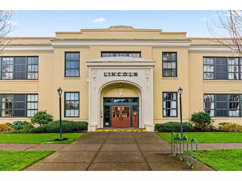 650 W 12th Ave #102, Eugene, OR 97402