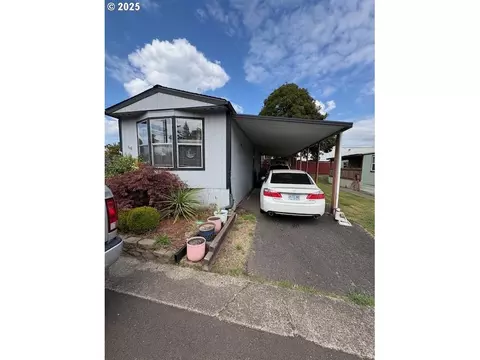 3500 SE Concord Rd #66, Milwaukie, OR 97267