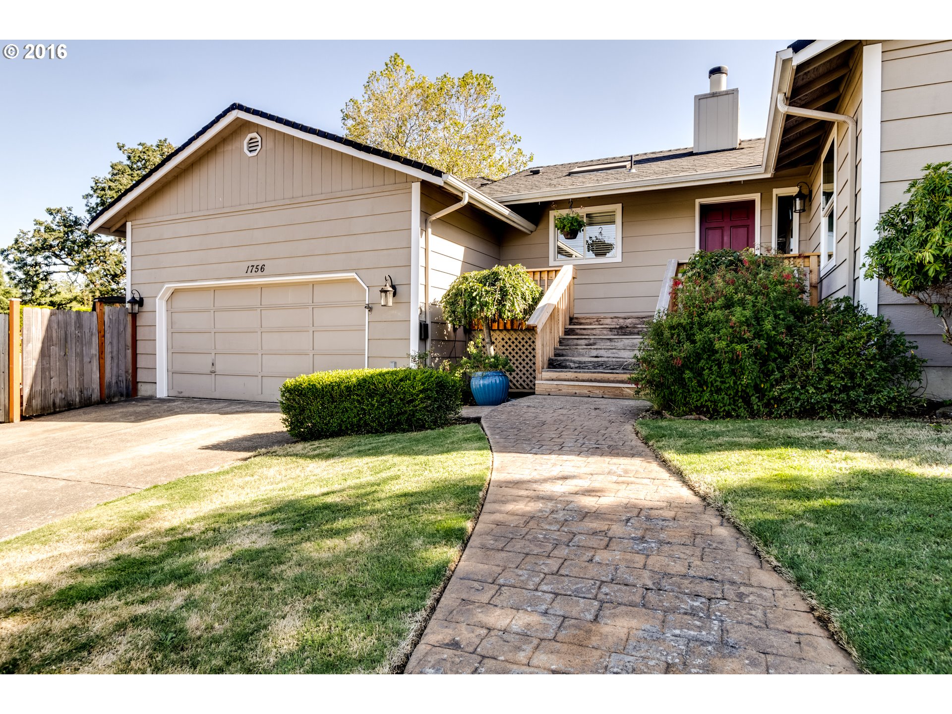 1756 W 25th Ave, Eugene, OR 97405 photo 1