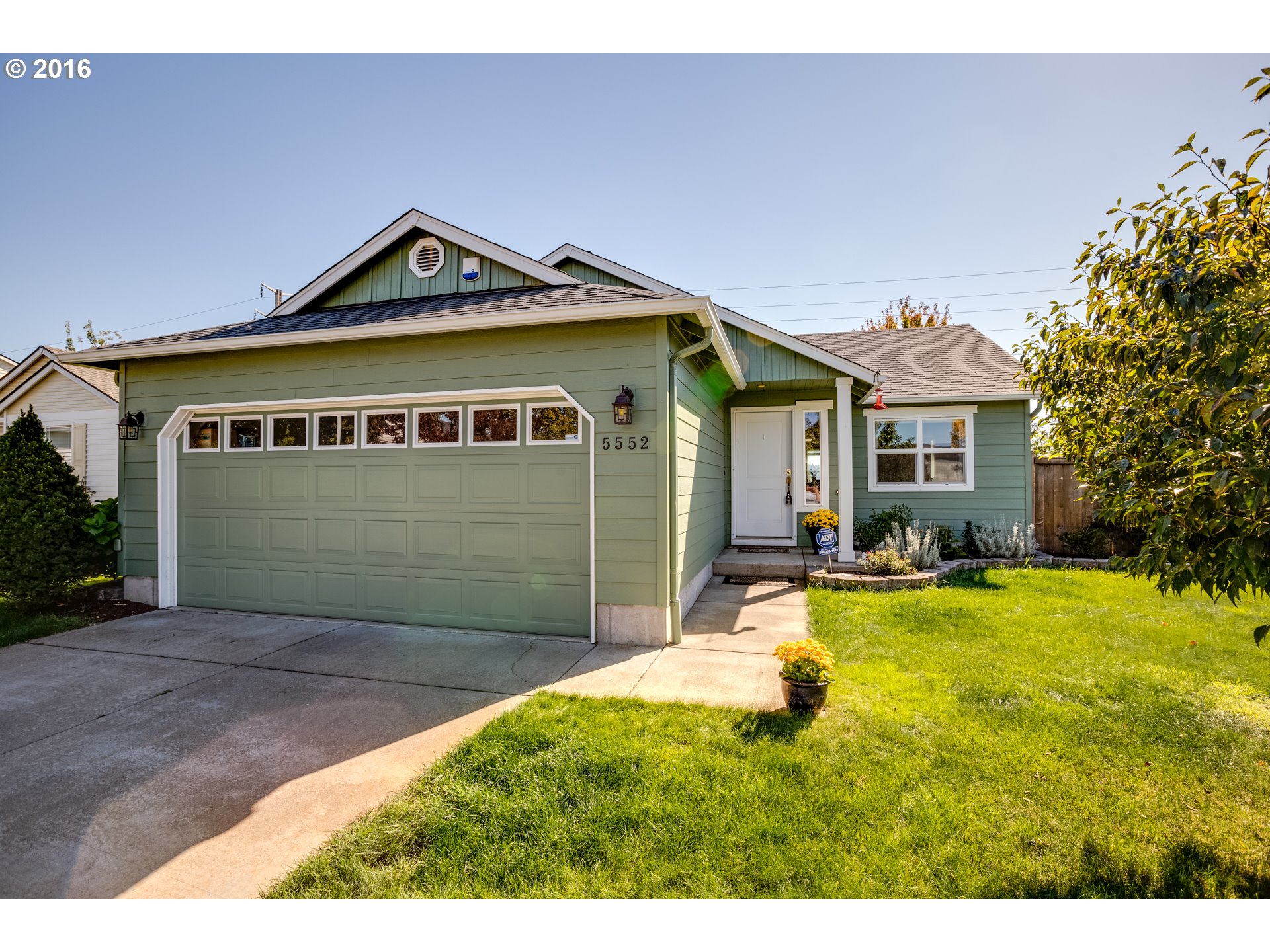 5552 Donohoe Ave, Eugene, OR 97402 photo 1