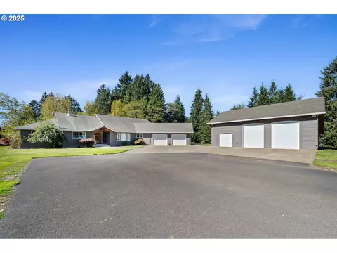 3960 Latimer Rd, Tillamook, OR 97141