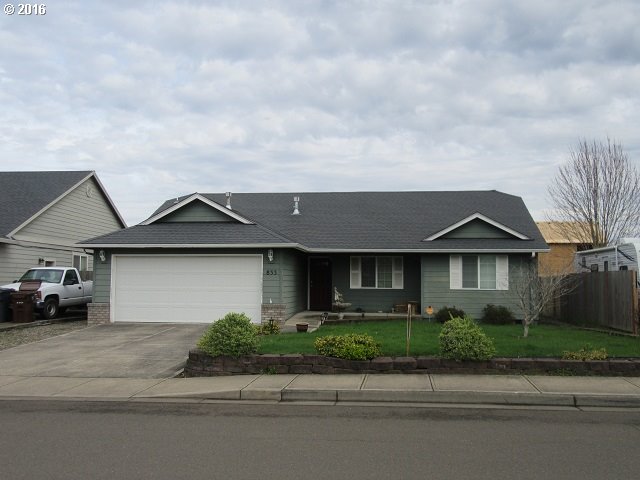 833 Meadow Dr, Molalla, OR 97038 photo 1