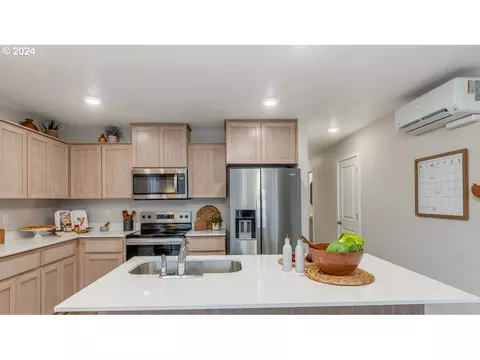 6190 SE 16th St, Gresham, OR 97080 photo 7