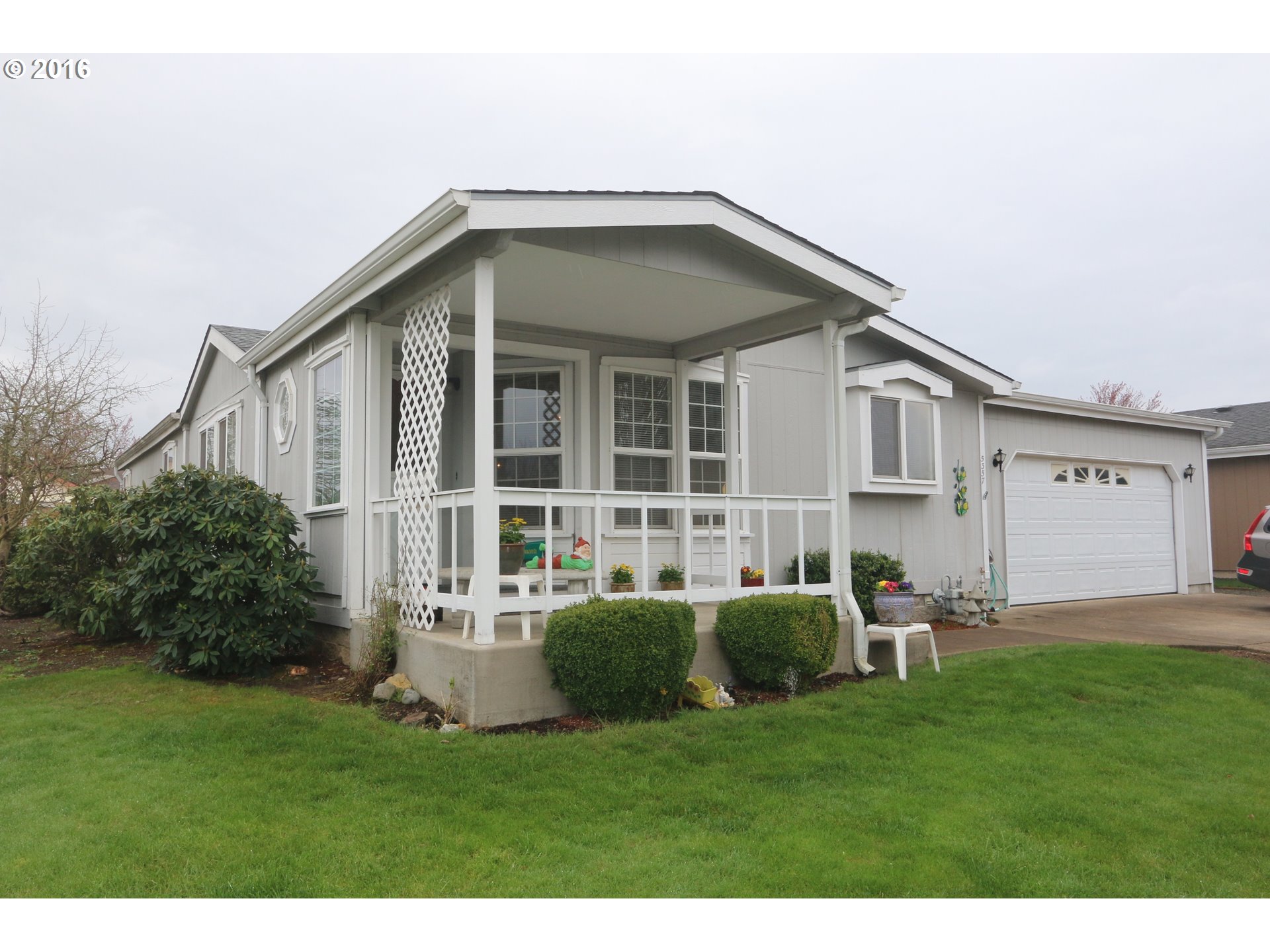 5357 Club Dr, Eugene, OR 97402 photo 1