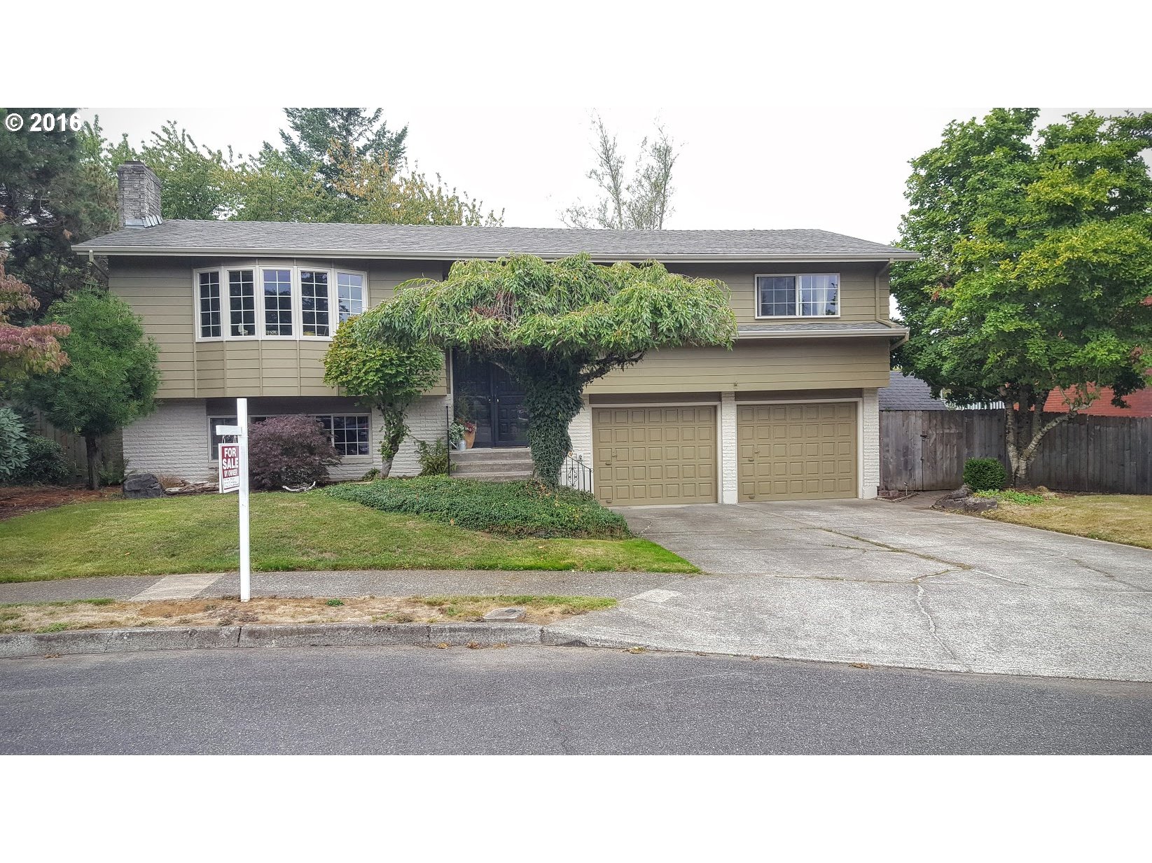 805 NW Riverview Ave, Gresham, OR 97030 photo 1