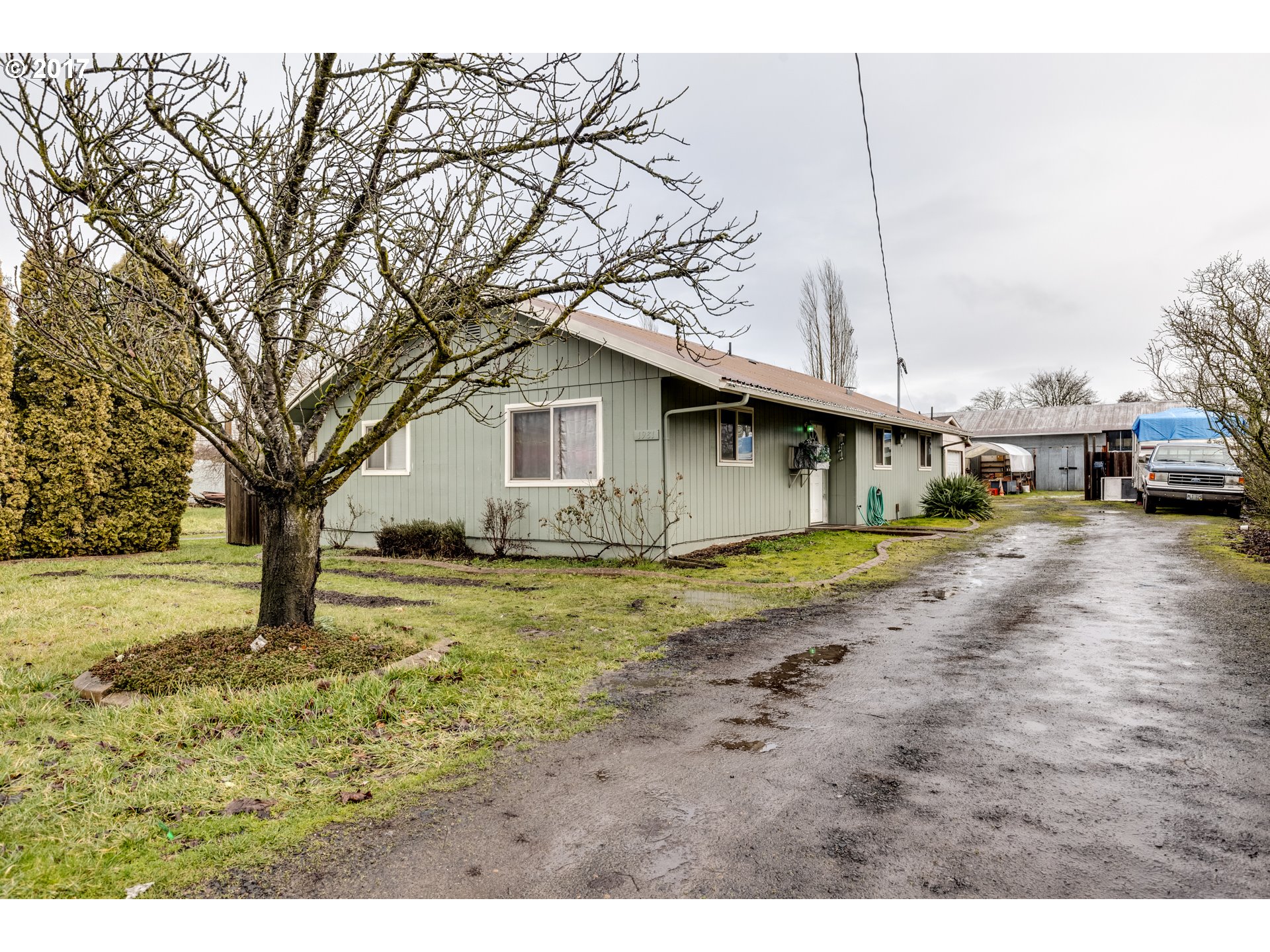 1981 Echo Hollow Rd, Eugene, OR 97402 photo 1