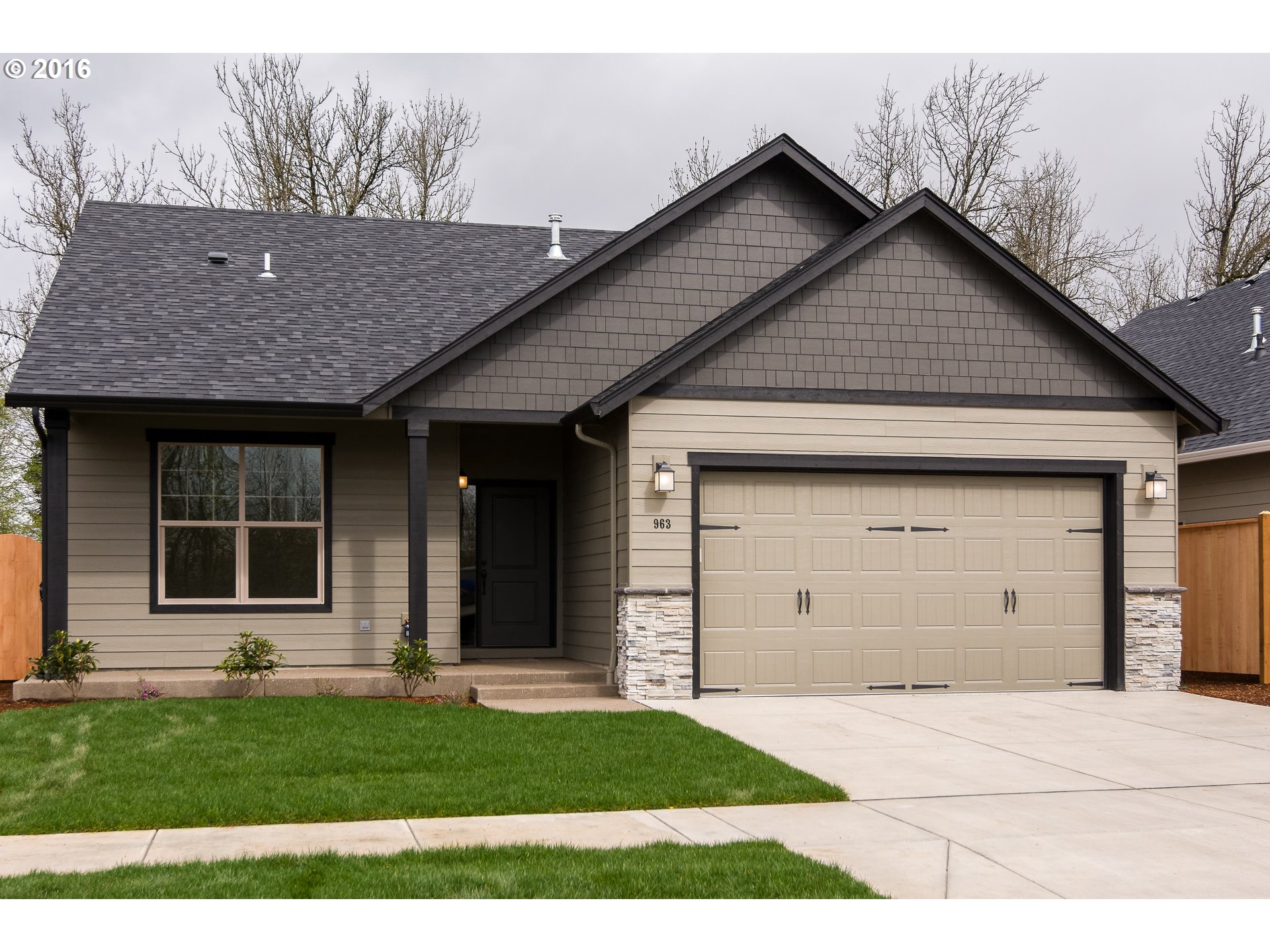 975 Pennington Ct, Eugene, OR 97404 photo 1