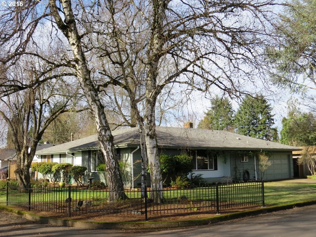 356 Van Duyn St, Eugene, OR 97401 photo 1