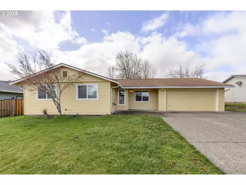 137 SW Poplar Ct, Mcminnville, OR 97128