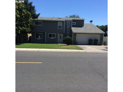 741 Mt Adams Ave, Boardman, OR 97818 photo 1