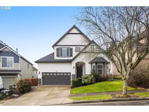 15864 SE Chelsea Morning Dr, Happy Valley, OR 97086