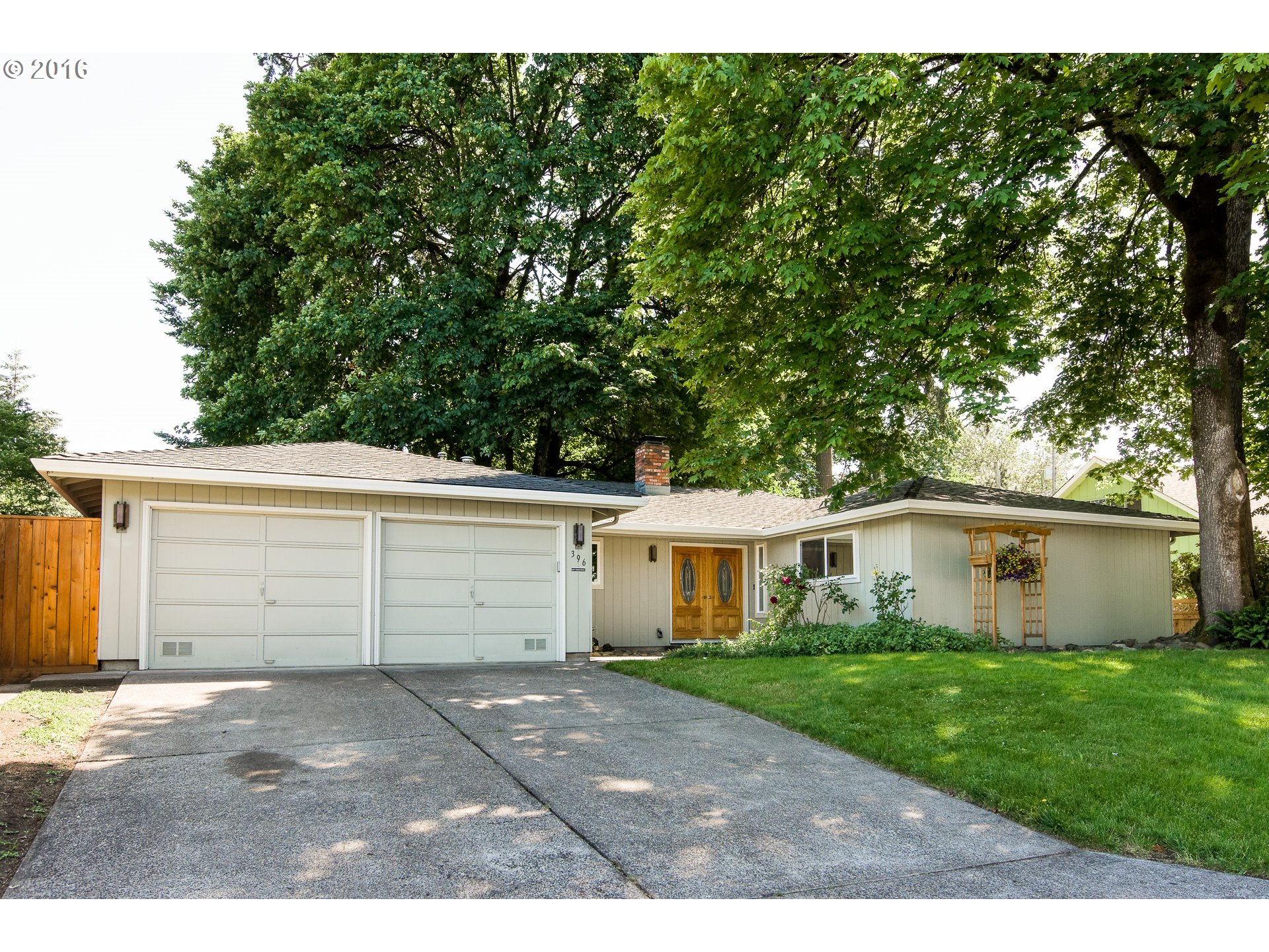 396 Blackfoot Ave, Eugene, OR 97404 photo 1