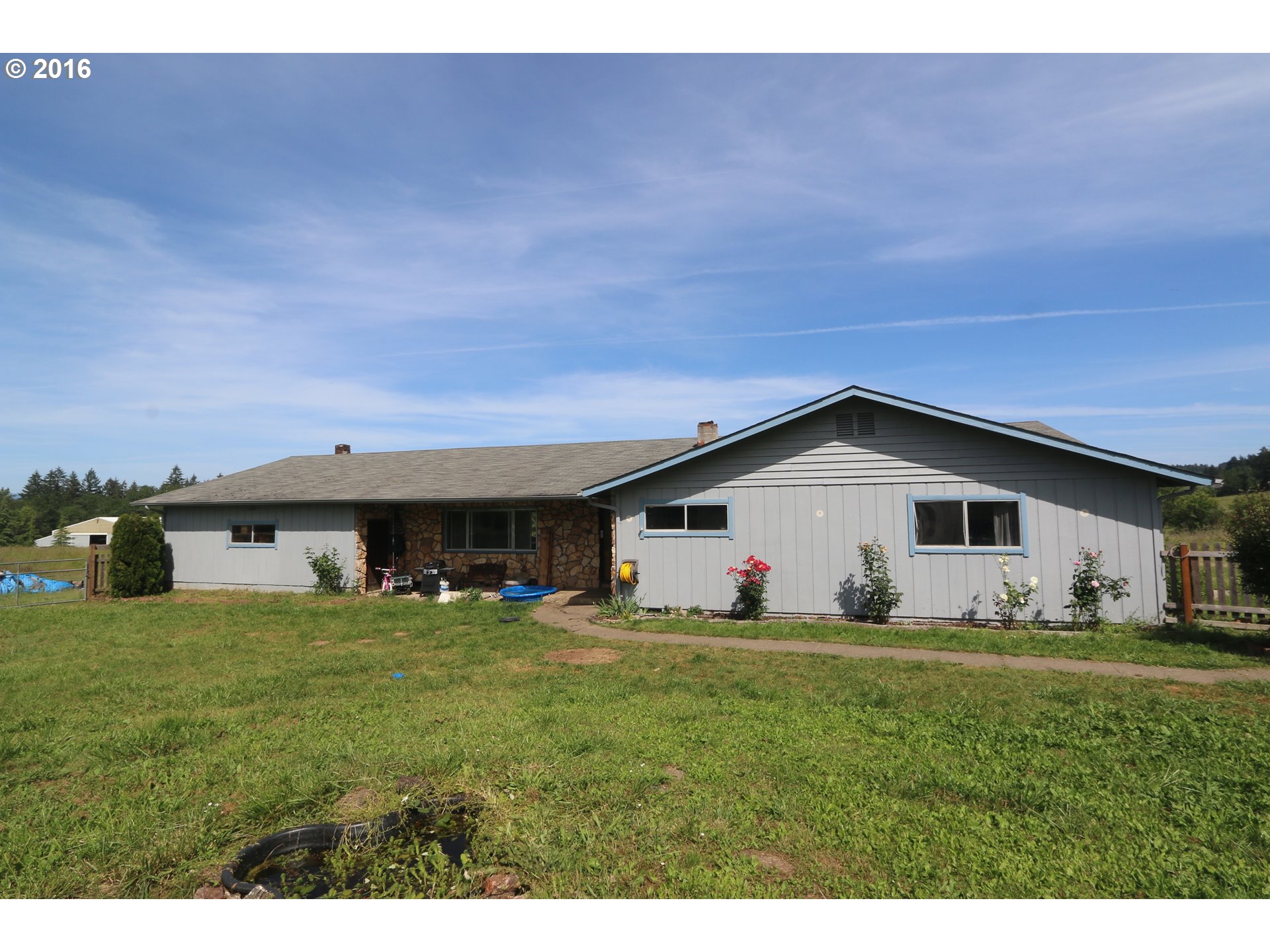 87265 Louvring Ln, Eugene, OR 97402 photo 1