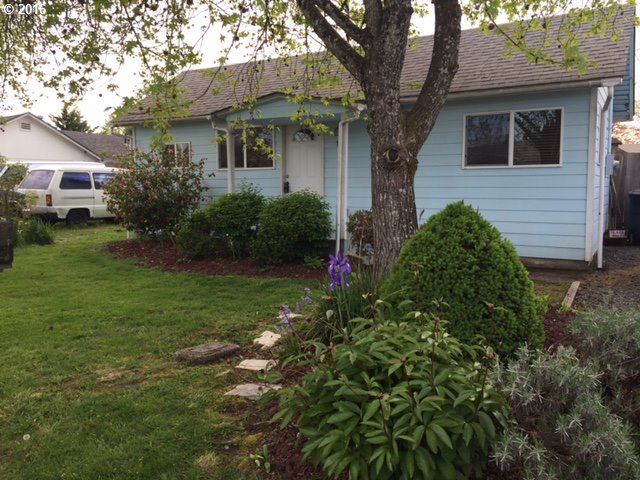 750 23rd St, Springfield, OR 97477 photo 1
