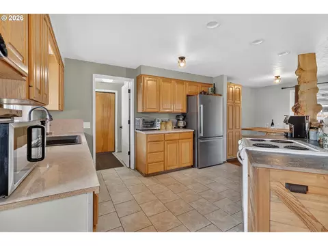 Kitchen - Undisclosed, Springfield, OR 97477 photo 3 of 3