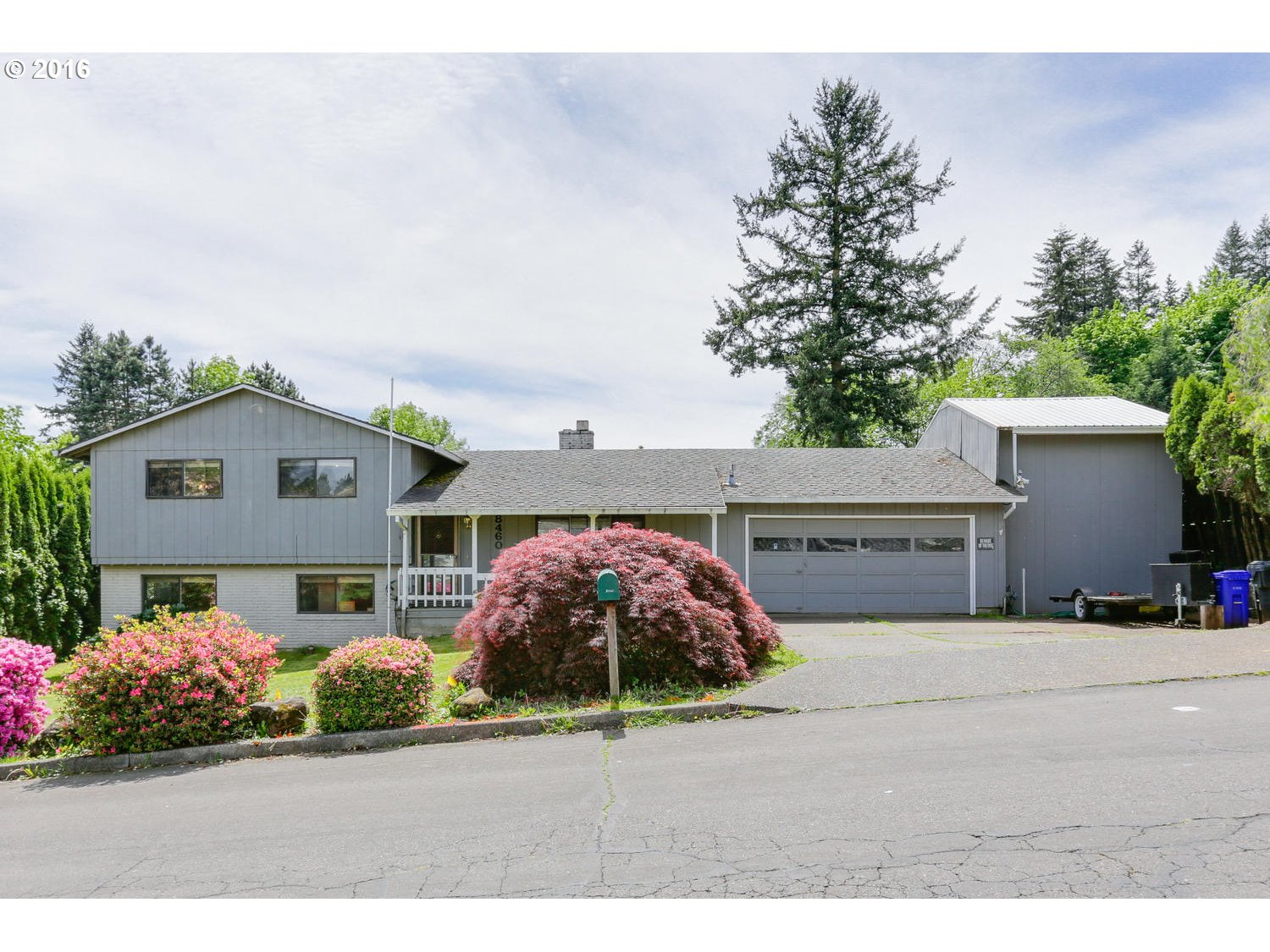8460 Cason Ln, Gladstone, OR 97027 photo 1