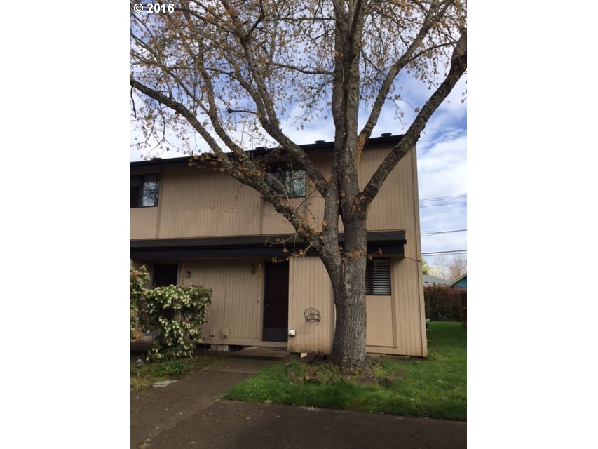 1557 Fetters Loop, Eugene, OR 97402 photo 1