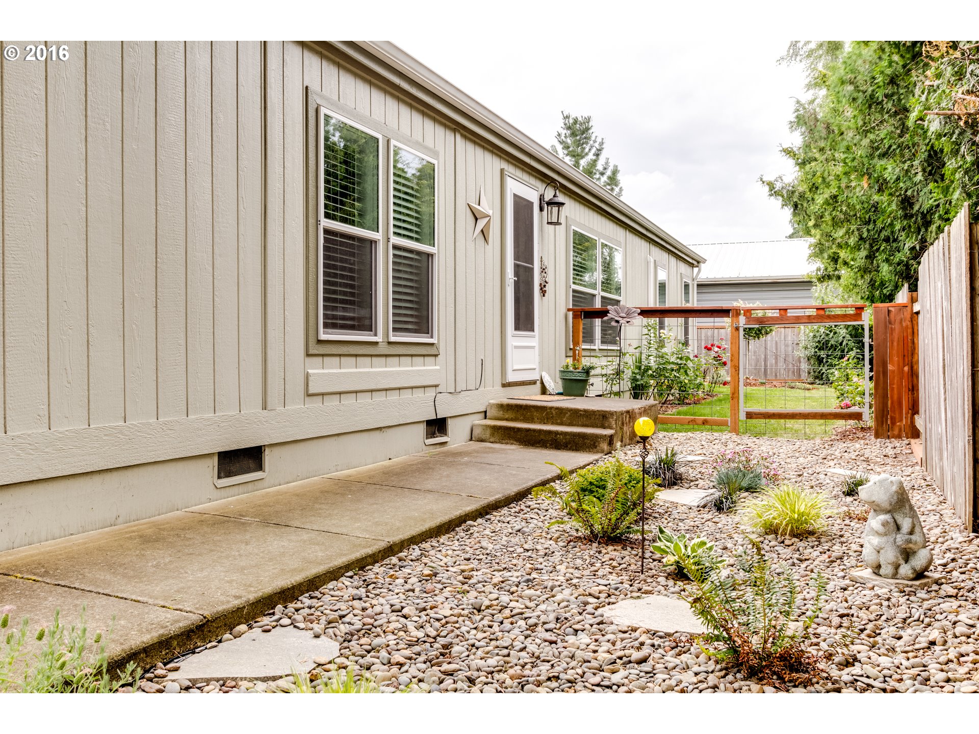 3352 Elmira Rd, Eugene, OR 97402 photo 1
