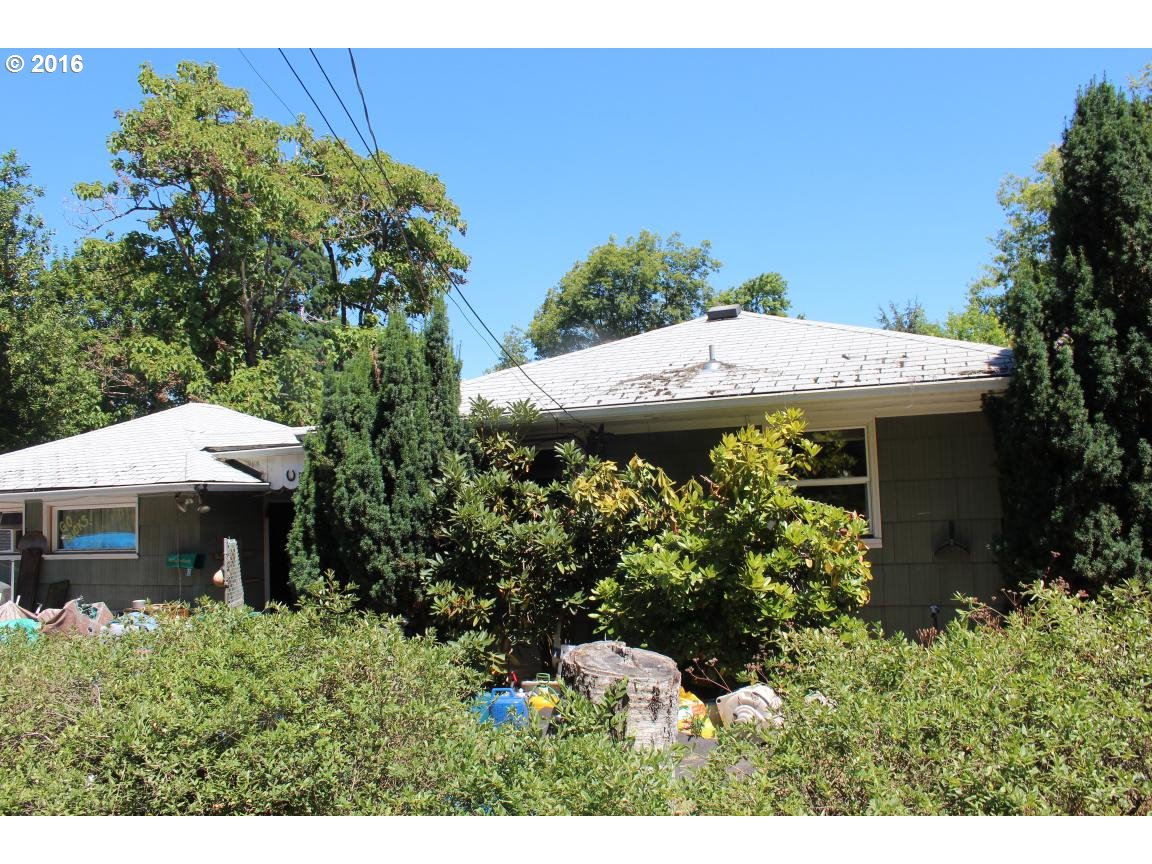 1209 Oak Dr, Eugene, OR 97404 photo 1