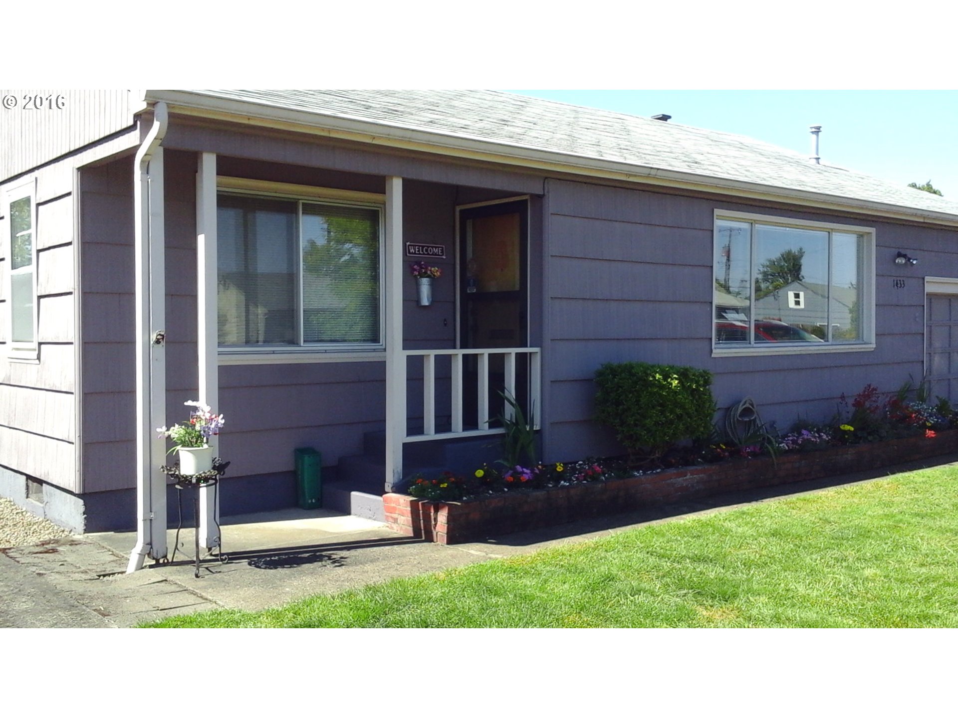 1433 Modoc St, Springfield, OR 97477 photo 1