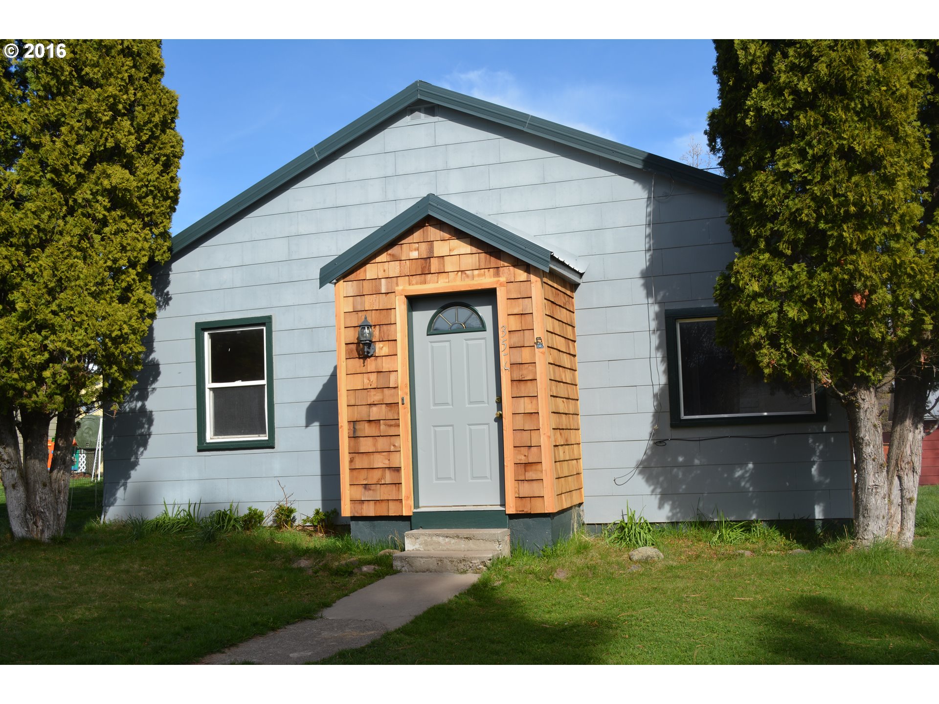 355 N 12th Ave, Elgin, OR 97827 photo 1