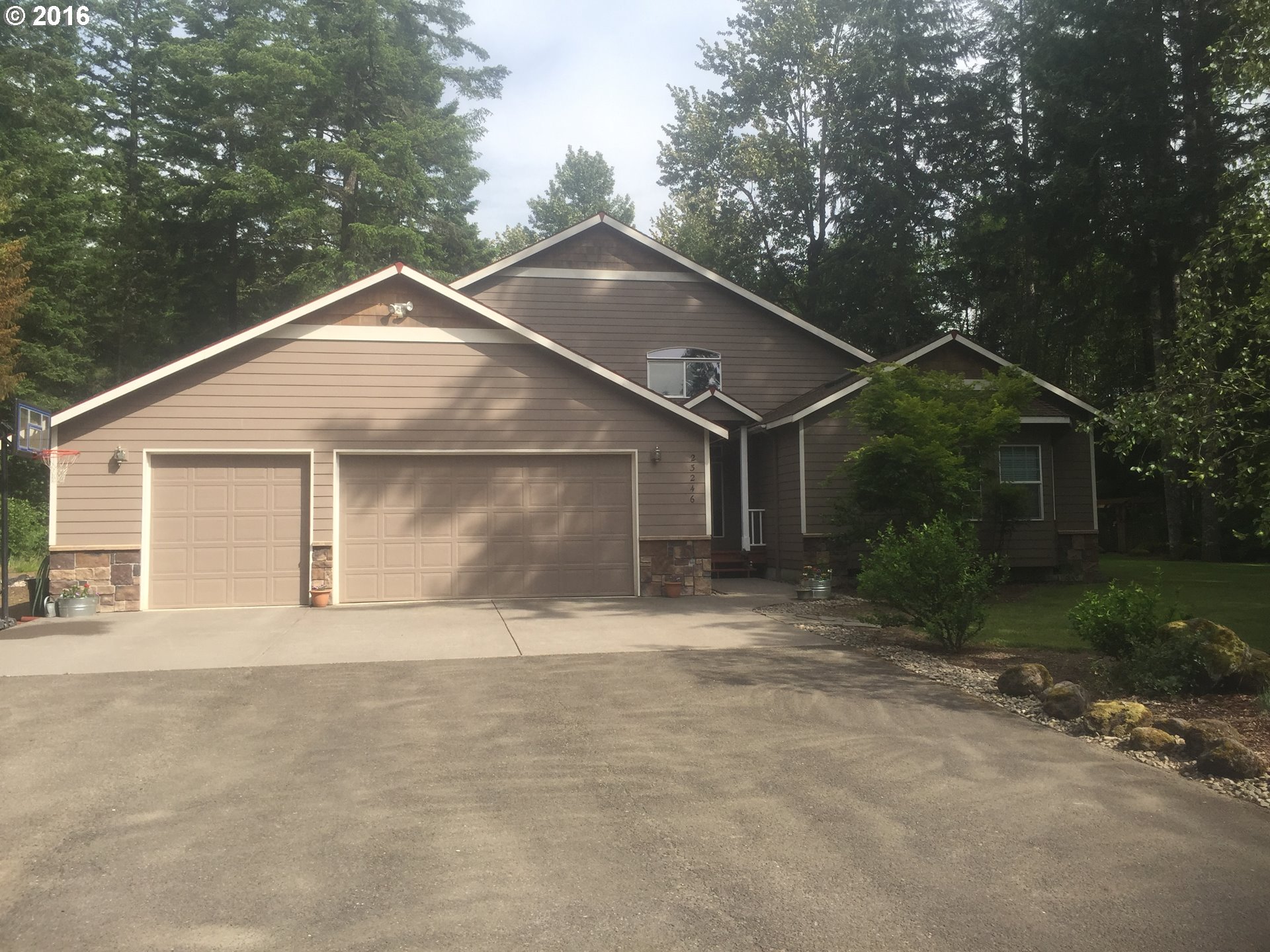 23246 E Windtree Loop, Rhododendron, OR 97049 photo 1
