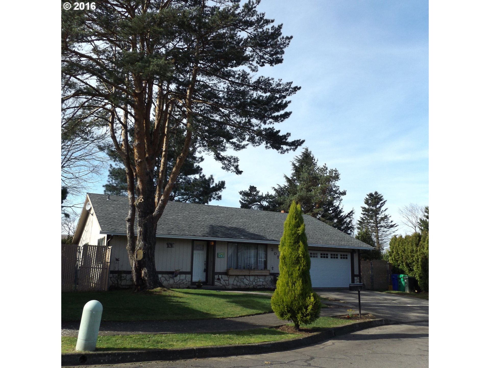 2093 NE Maple Ave, Gresham, OR 97030 photo 1