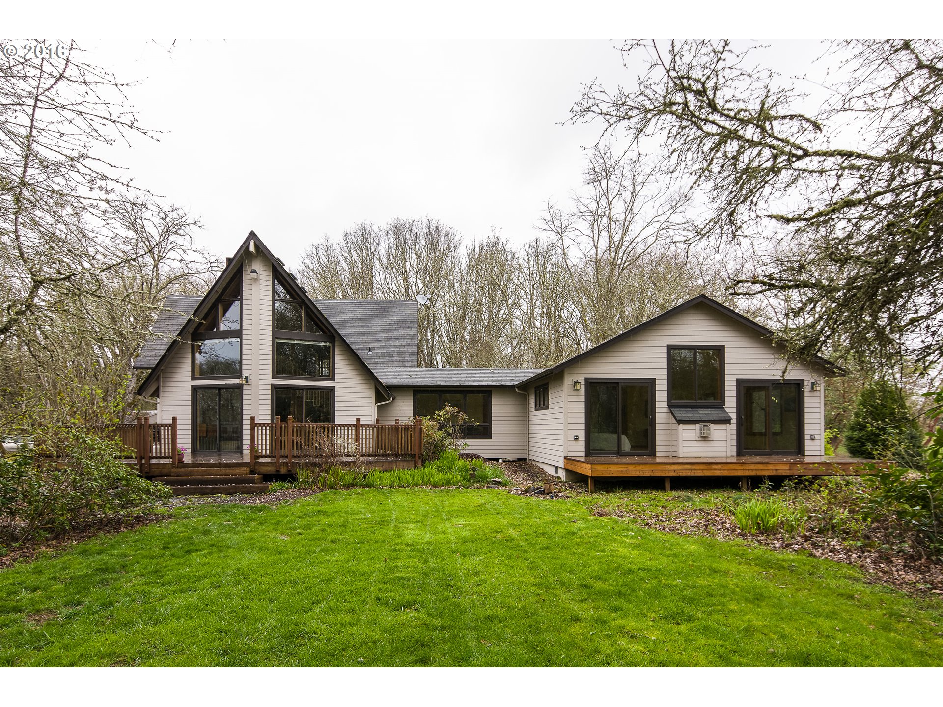 27941 Wildrose Ln, Eugene, OR 97402 photo 1