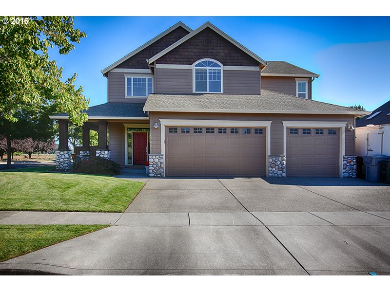 1747 SE 11th Pl, Canby, OR 97013 photo 1