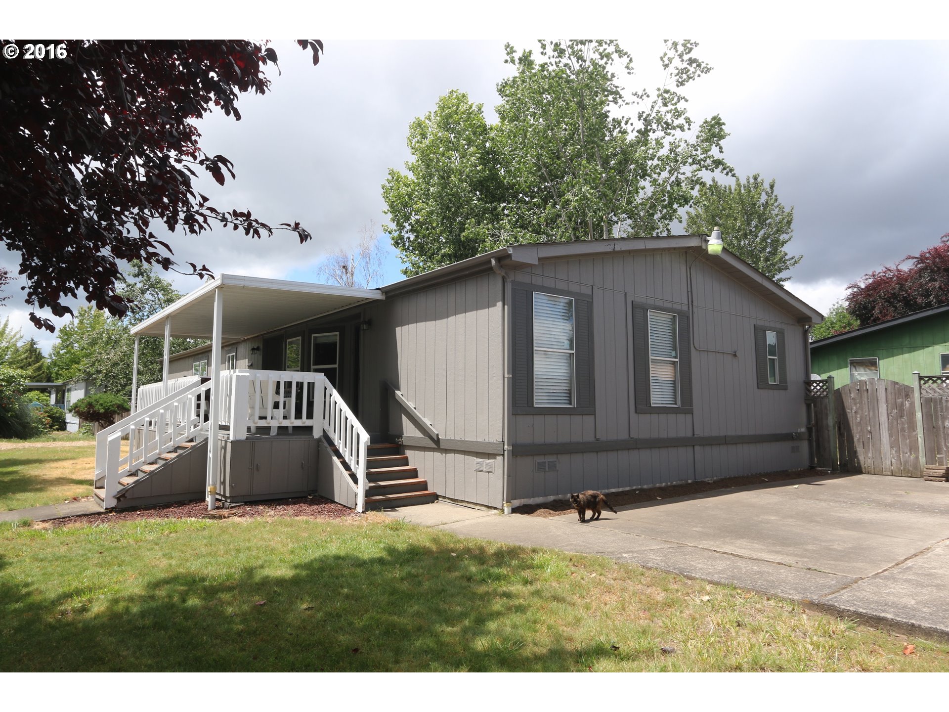 3329 Coraly Ave, Eugene, OR 97402 photo 1