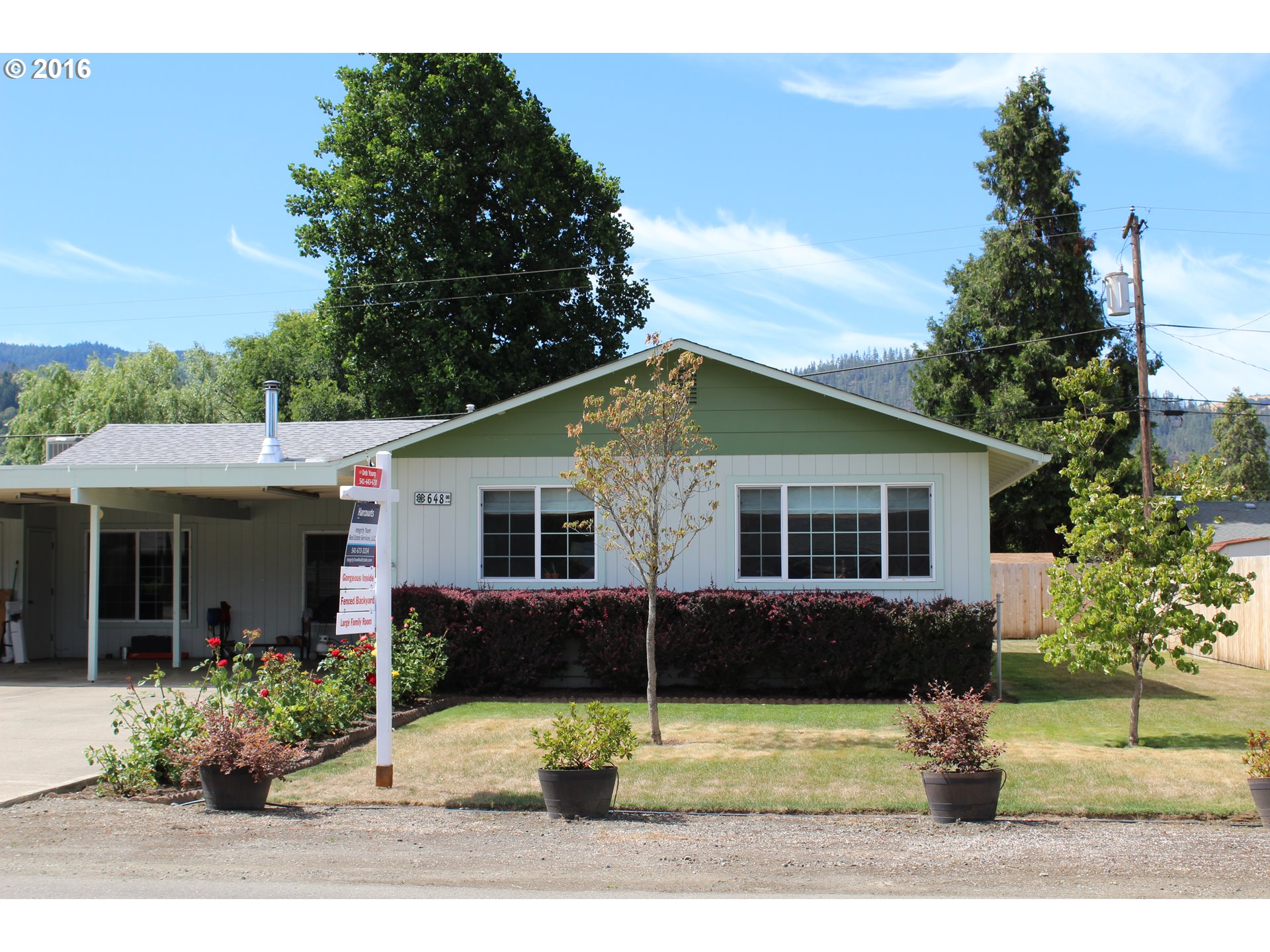 648 E Third Ave, Riddle, OR 97469 photo 1