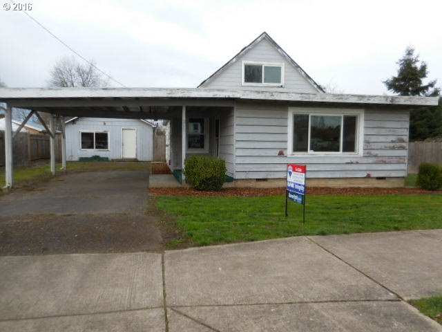 215 Irvington Dr, Eugene, OR 97404 photo 1
