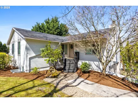16835 SW Tallac Way, Beaverton, OR 97007